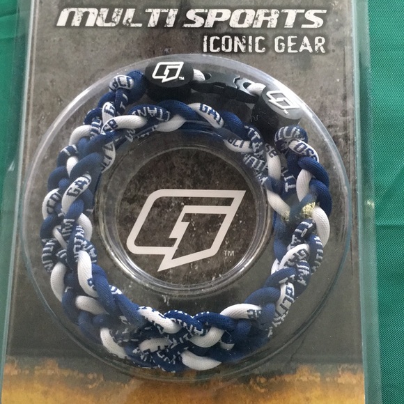New in package- Lacrosse 3 rope necklace - Picture 3 of 3